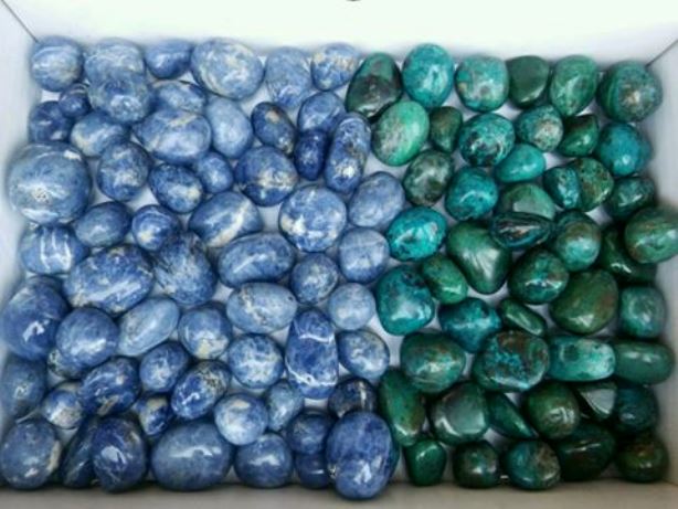 szodalit -_krizokolla