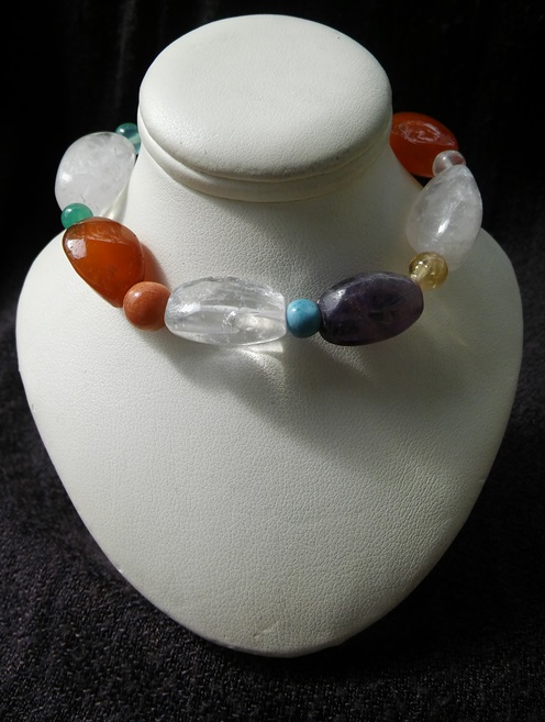 rózsakvarc, karneol, ametiszt