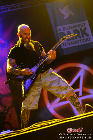 anthrax_p2013_01
