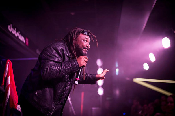 1118skindred3