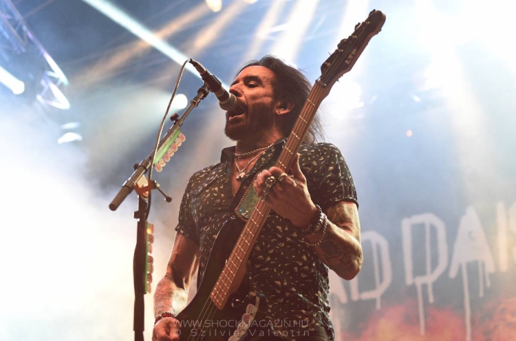 0417_marco_mendoza