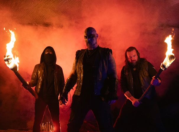 0923enthroned